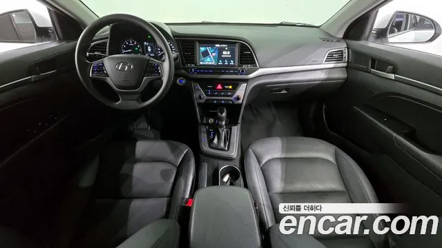 Hyundai Avante AD id 2628618 из Кореи 8