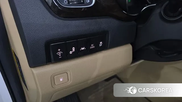 Kia The New Carnival id 3592786 из Кореи 8