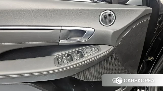 Hyundai Sonata (DN8) id 3534230 из Кореи 8