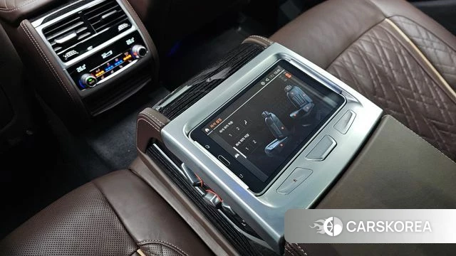 BMW 7 Series (G11) id 3799826 из Кореи 8