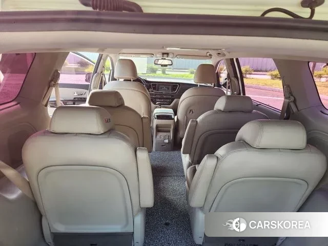 Kia All New Carnival id 3085748 из Кореи 8