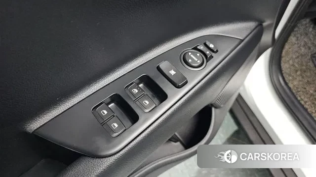 Kia Stonic id 3672748 из Кореи 8