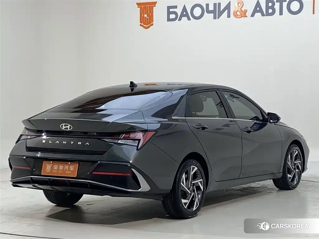 Hyundai Elantra id 4514214 из Китая 8