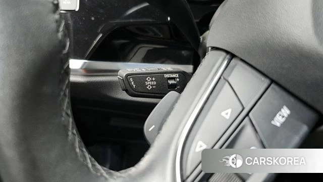 Audi Q3 (F3) id 4360603 из Кореи 8