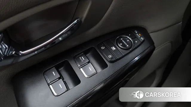 Kia The New Carnival id 3703173 из Кореи 8