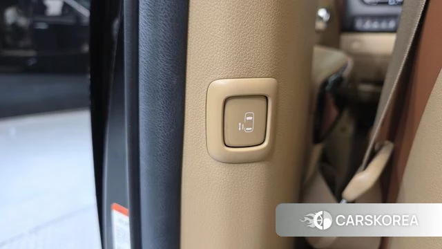 Kia The New Carnival id 4294872 из Кореи 8