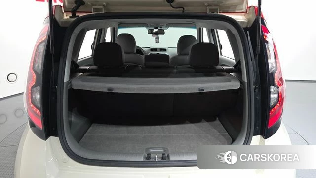 Kia Soul EV id 4378018 из Кореи 8