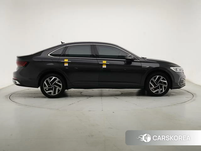 Volkswagen Sagitar id 4290321 из Китая 8