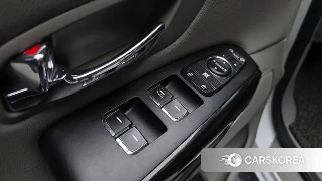 Kia The New Carnival id 3742618 из Кореи 8