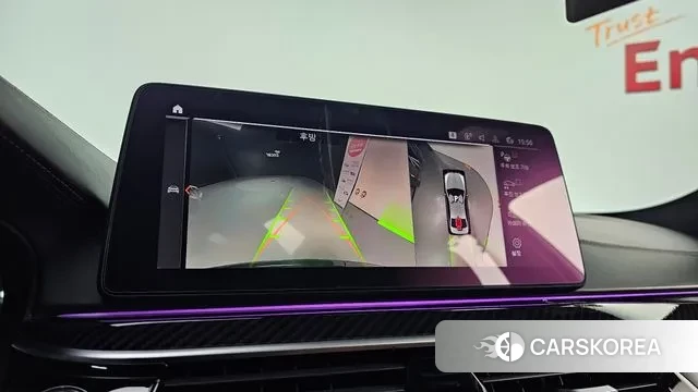 BMW 5 Series (G30) id 3258316 из Кореи 8