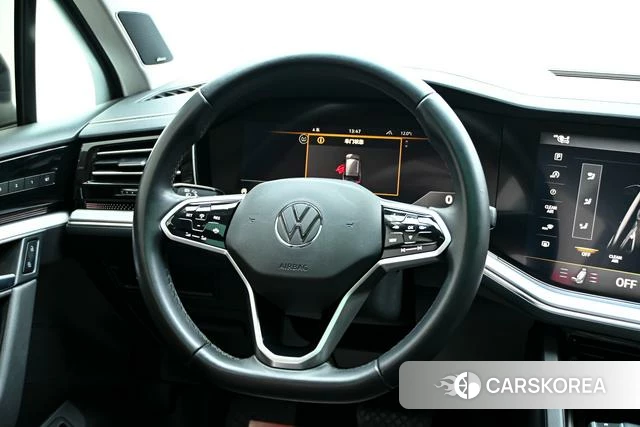 Volkswagen Touareg id 4259616 из Китая 8