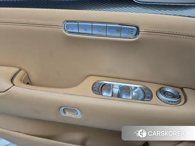 Genesis G90 (RS4) id 3289720 из Кореи 8