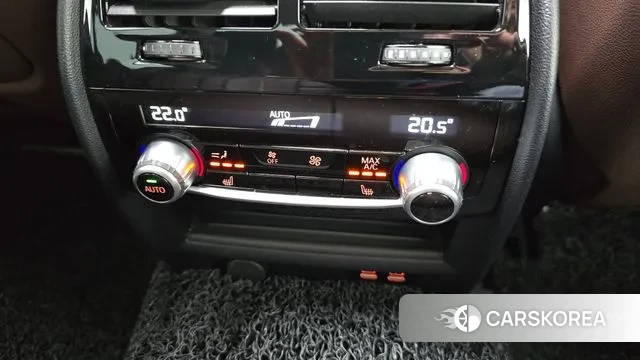 BMW 5 Series (G30) id 3462856 из Кореи 8