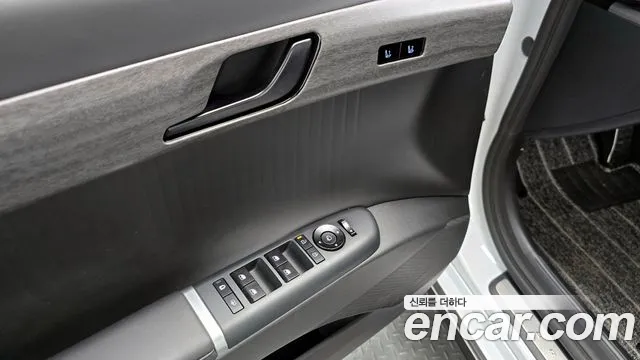 Hyundai Grandeur Hybrid (GN7) id 2716035 из Кореи 8