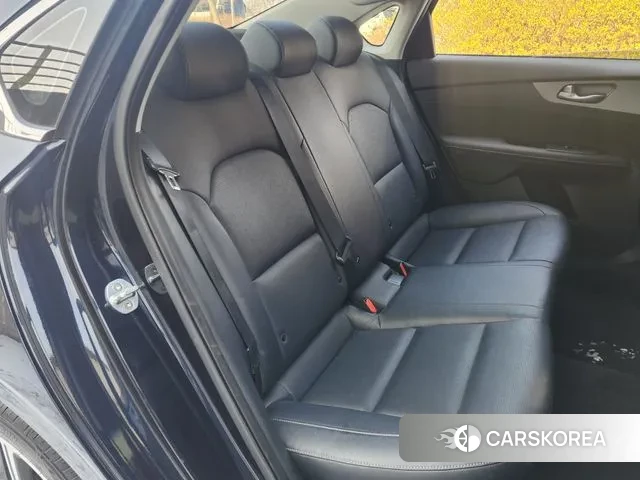 Kia Come New K3 id 3656772 из Кореи 8