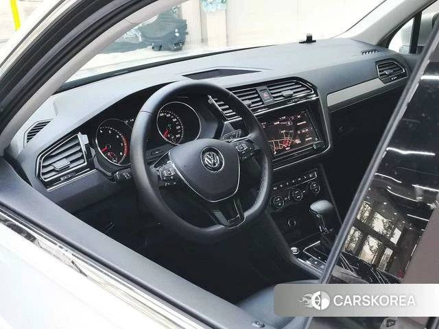 Volkswagen Tiguan L id 4209991 из Китая 8