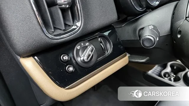 Mini Cooper D Countryman id 3335908 из Кореи 8