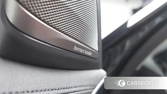 BMW 5 Series (G30) id 3779275 из Кореи 8