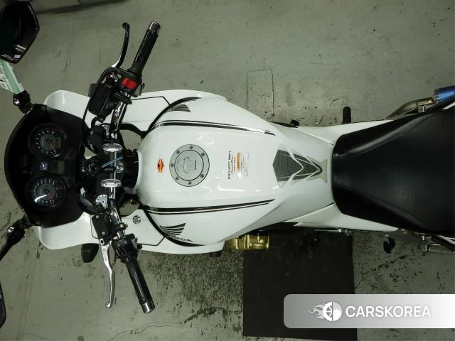 Проданный Honda CB1300SF BOLDOR ABS id 4011841 из Японии, фото 8