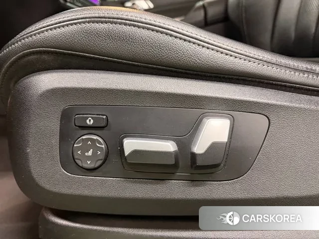 BMW X5 (G05) id 3639973 из Кореи 8