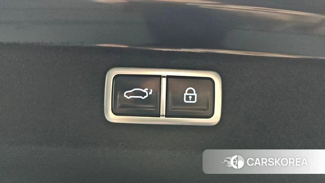 Hyundai Grandeur (GN7) id 4871051 из Кореи 8
