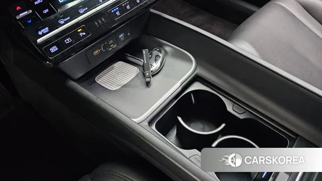 Hyundai Grandeur Hybrid (GN7) id 3246740 из Кореи 8