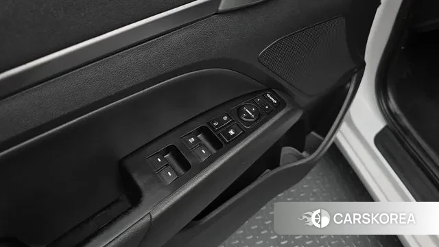 Hyundai Avante AD id 3568615 из Кореи 8