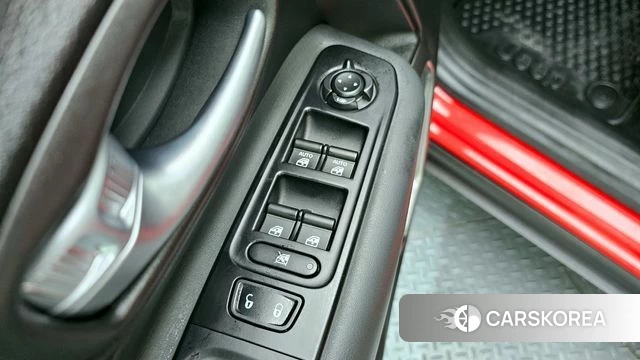 Jeep Renegade id 3924578 из Кореи 8