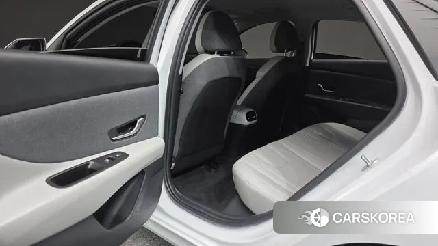 Hyundai Avante (CN7) id 3572388 из Кореи 8