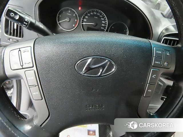 Hyundai The New Grand Starex id 3911829 из Кореи 8