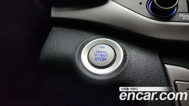 Hyundai Avante AD id 2937286 из Кореи 8