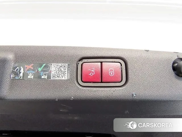 Mercedes-Benz E-Class W214 id 3605796 из Кореи 8