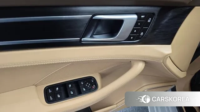 Porsche Panamera (971) id 3027420 из Кореи 8