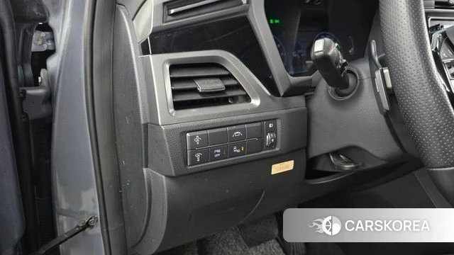 Ssangyong Beautiful Korando id 4741904 из Кореи 8