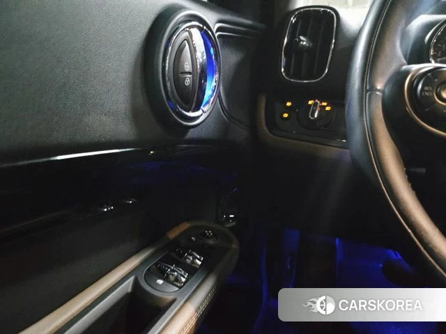 Mini Cooper Countryman id 4605314 из Кореи 8