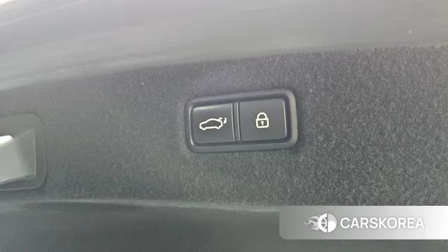 Genesis G90 id 3592957 из Кореи 8