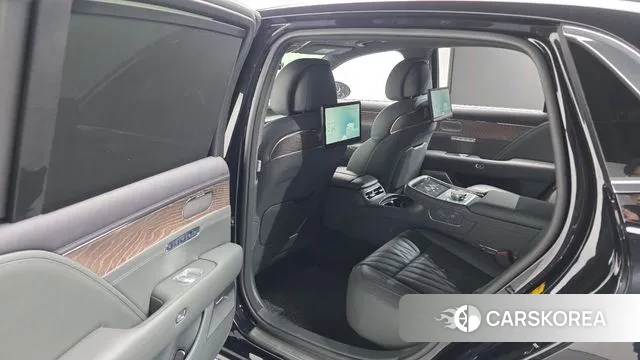 Genesis G90 (RS4) id 3462942 из Кореи 8