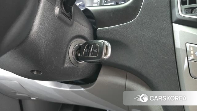 Hyundai The New Grand Starex id 4647002 из Кореи 8