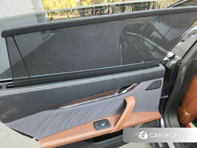 Maserati Quattroporte id 3900062 из Кореи 8