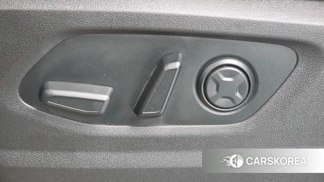 Hyundai Staria id 4535191 из Кореи 8