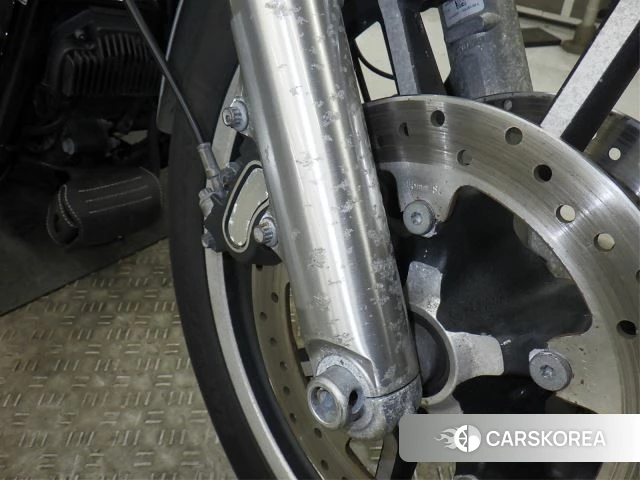 Harley-Davidson Dyna Low Rider FXDL1580 id 3945644 из Японии 8
