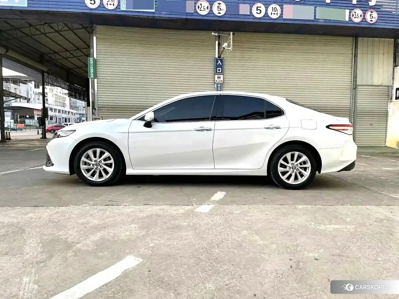 Toyota Camry id 4606997 из Китая 8