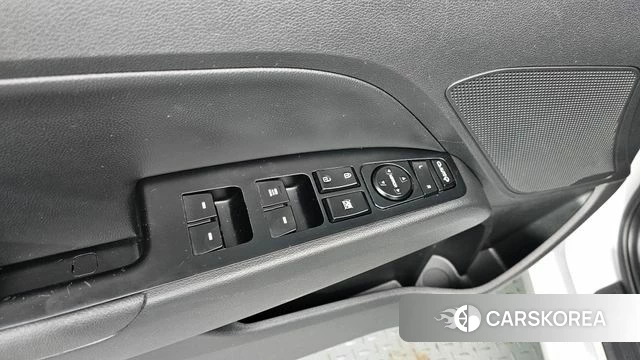 Hyundai The New Avante AD id 3844944 из Кореи 8