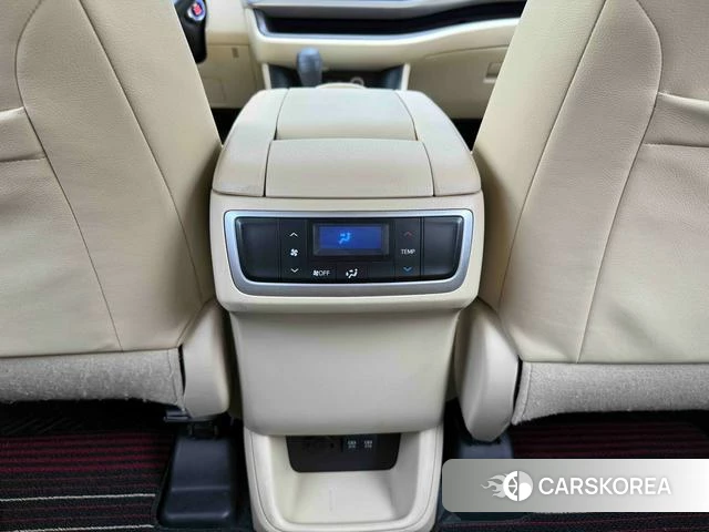 Toyota Highlander id 4221072 из Китая 8