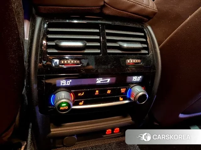 BMW 5 Series (G30) id 3484030 из Кореи 8