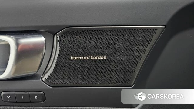 Volvo XC40 id 3922232 из Кореи 8