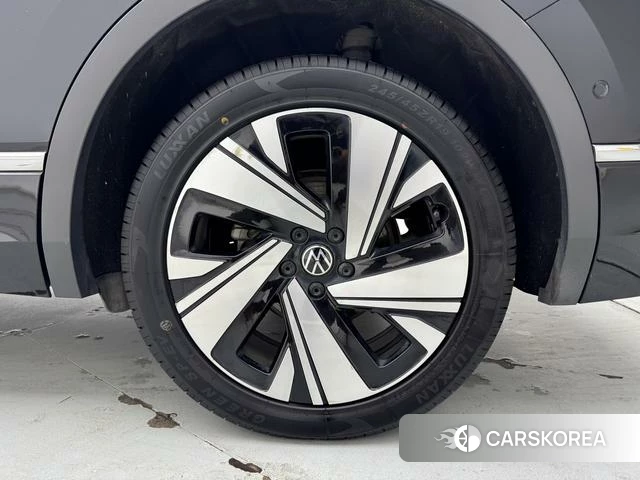 Volkswagen Tiguan L id 4258703 из Китая 8