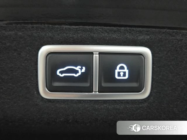 Hyundai Grandeur (GN7) id 4935333 из Кореи 8
