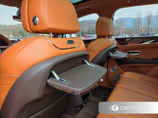 Bentley Bentayga id 3832091 из Кореи 8