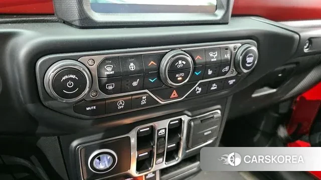 Jeep Wrangler (JL) id 2889729 из Кореи 8